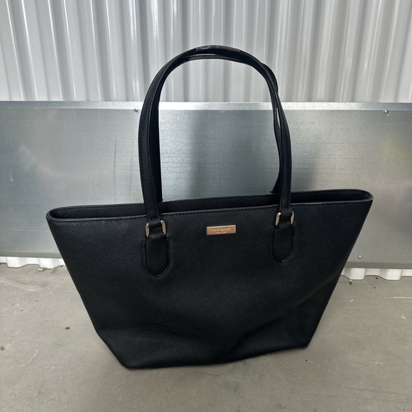 kate spade Handbags - Kate Spade Black Shoulder Bag Purse Tote Classic